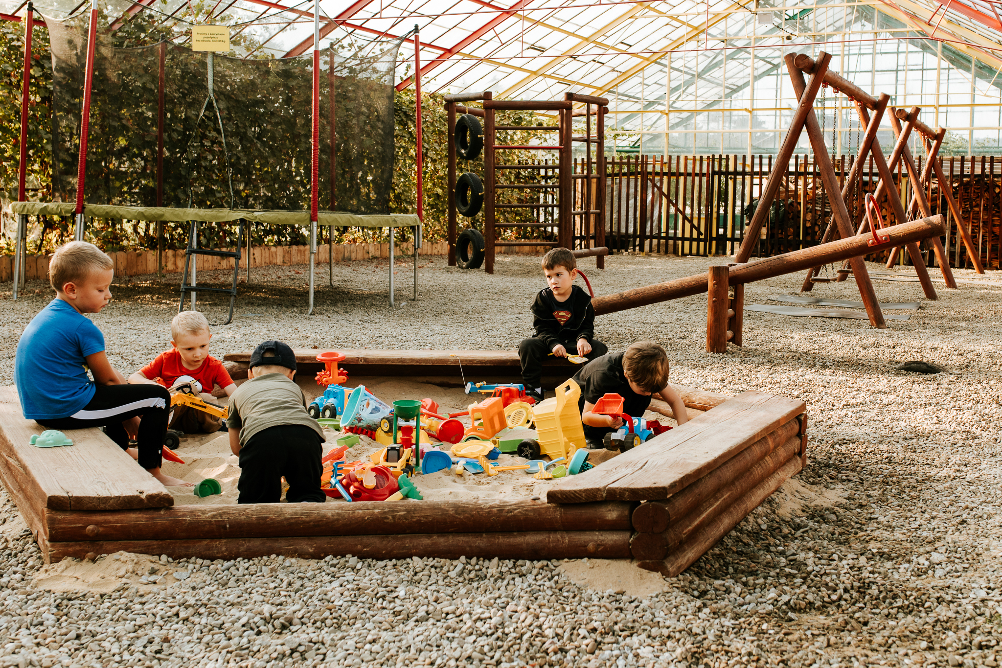 Szklarnia - atrakcja dla dzieci